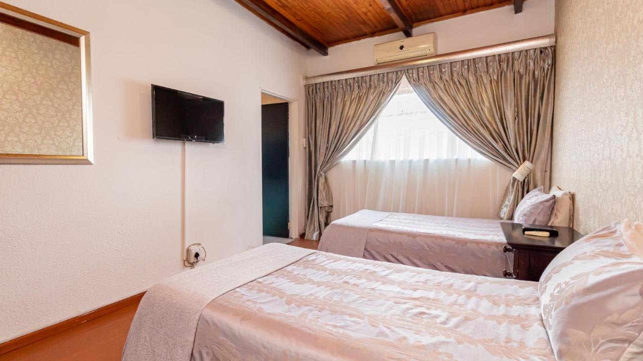 See You There Accommodation 2 Centurion Exterior photo